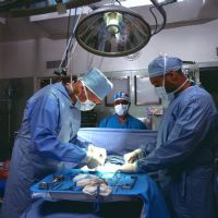 PRODUCTOS DESECHABLES EN TELA NO TEJIDA PARA HOSPITALES